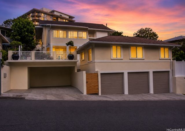 1559 Magazine Street, Honolulu, HI 96822