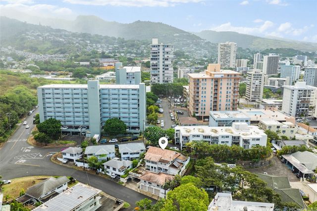 1559 Magazine Street, Honolulu, HI 96822