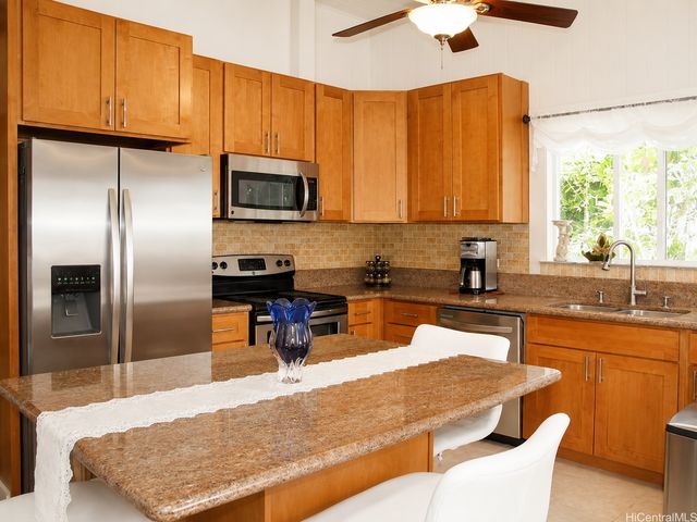1559 Magazine Street, Honolulu, HI 96822
