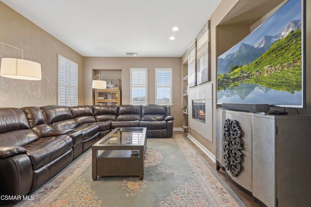 5066 Via Santana, Newbury Park, CA 91320