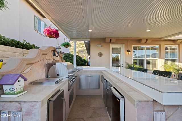 5066 Via Santana, Newbury Park, CA 91320