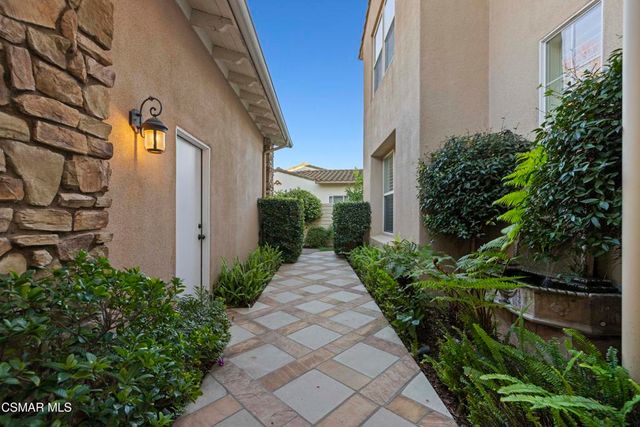 5066 Via Santana, Newbury Park, CA 91320