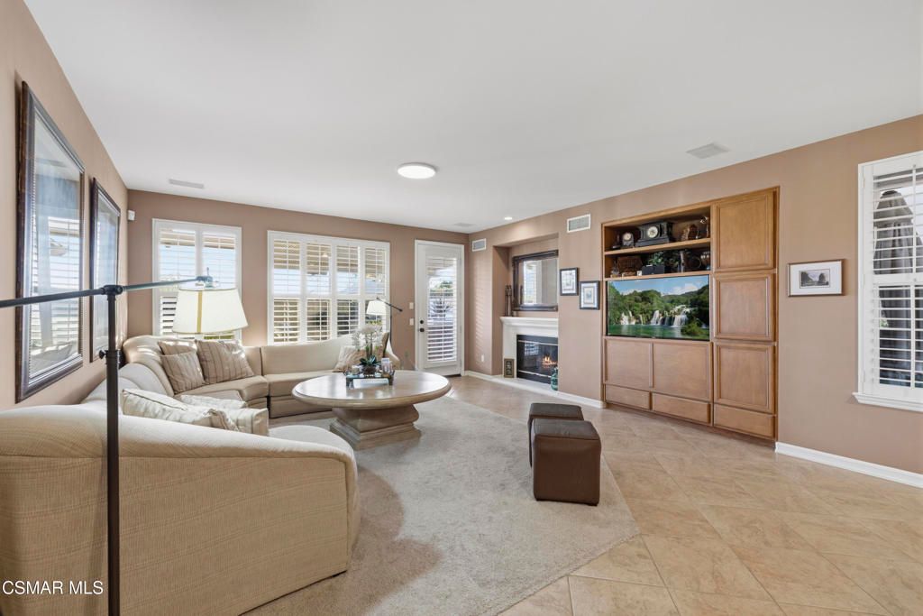 Image 18 of property listing at 5066 Via Santana, Newbury Park, CA 91320