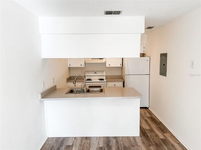 5390 SE 29TH PLACE B, Ocala, FL 34480