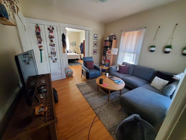 18 W Gilman Street, Madison, WI 53703
