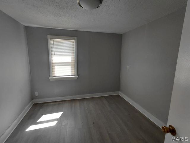 10169 Imperial Drive, St Louis, MO 63136