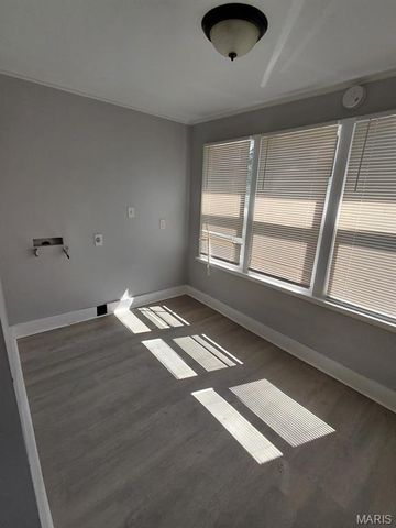 10169 Imperial Drive, St Louis, MO 63136
