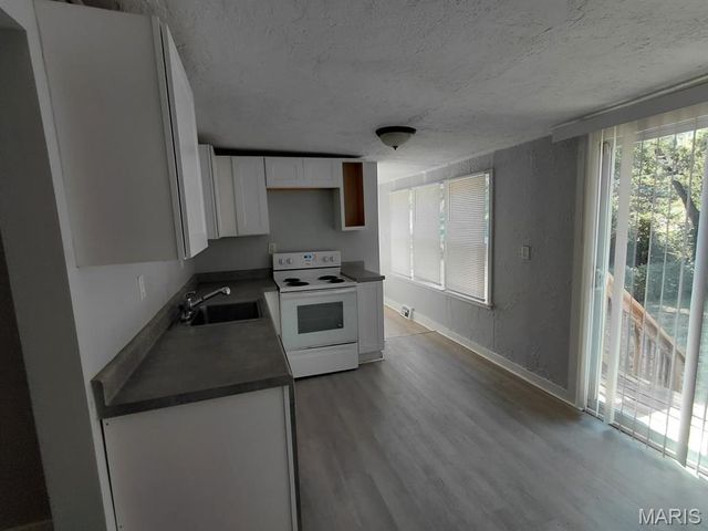 10169 Imperial Drive, St Louis, MO 63136