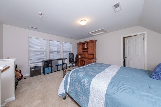 7180 Cooks View LN, Hayes, VA 23072