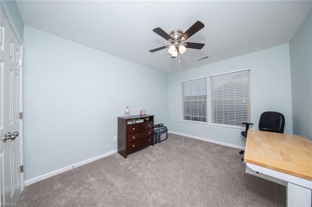 7180 Cooks View LN, Hayes, VA 23072