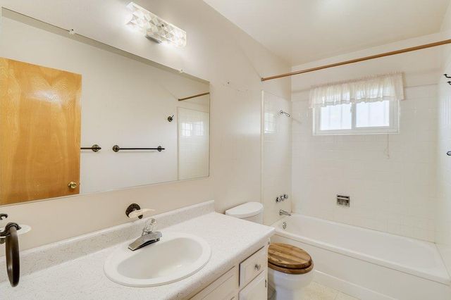 10486 Spaulding Way, Rancho Cordova, CA 95670