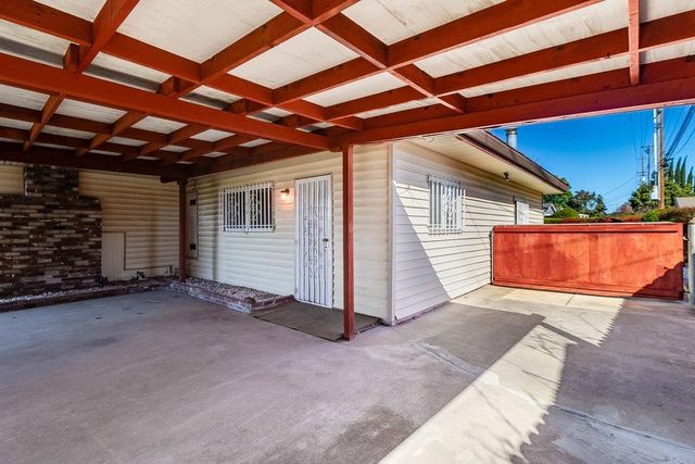 10486 Spaulding Way, Rancho Cordova, CA 95670