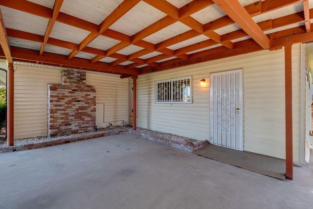 10486 Spaulding Way, Rancho Cordova, CA 95670