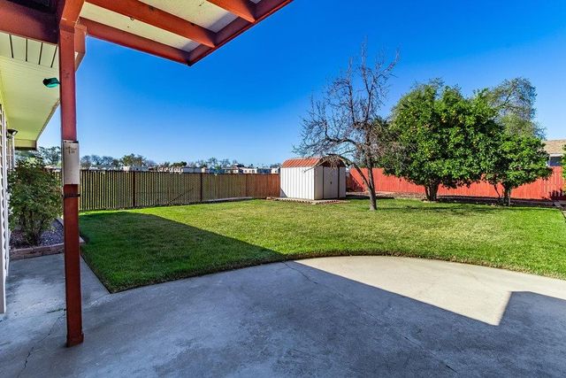 10486 Spaulding Way, Rancho Cordova, CA 95670