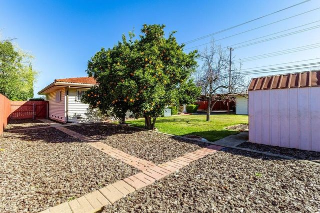 10486 Spaulding Way, Rancho Cordova, CA 95670