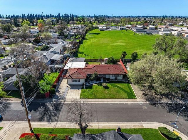 10486 Spaulding Way, Rancho Cordova, CA 95670