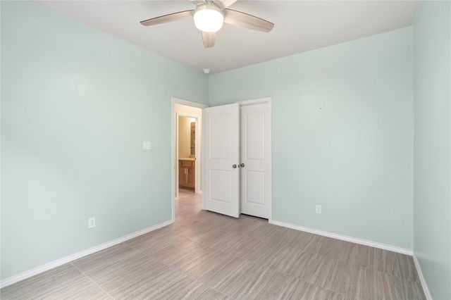 2110 Cinnamon Teal Circle, Brookshire, TX 77423
