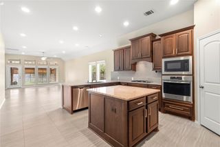 2110 Cinnamon Teal Circle, Brookshire, TX 77423