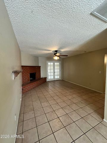 400 E TULSA Street, Chandler, AZ 85225