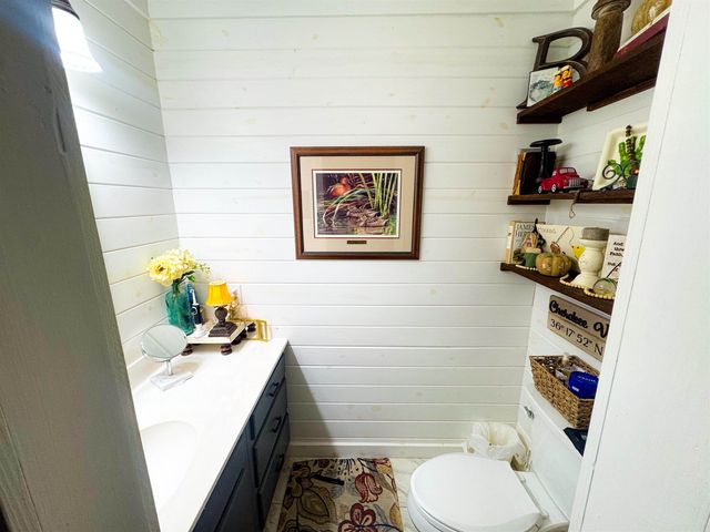 9 Pagosa Drive, Cherokee Village, AR 72529