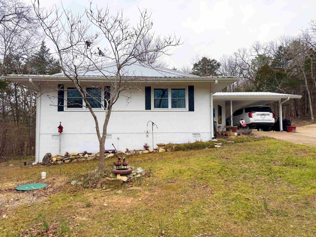 9 Pagosa Drive, Cherokee Village, AR 72529