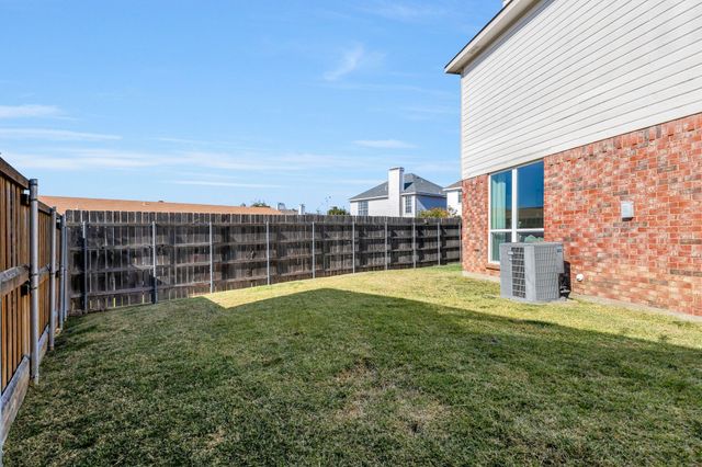 2554 Melissa Court, Carrollton, TX 75006