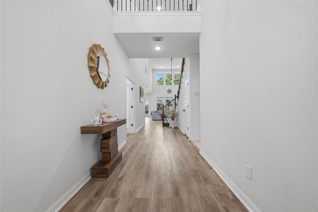 2328 Roaring River TRL, Leander, TX 78641