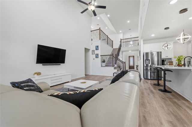 2328 Roaring River TRL, Leander, TX 78641