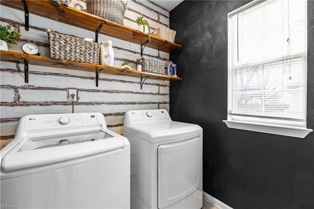 6322 Pelican CRES S, Suffolk, VA 23435