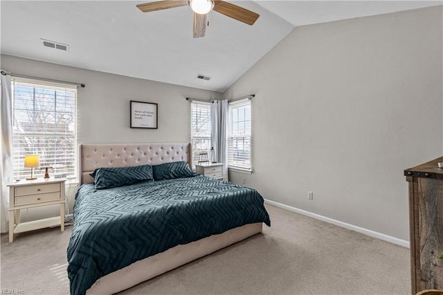 6322 Pelican CRES S, Suffolk, VA 23435