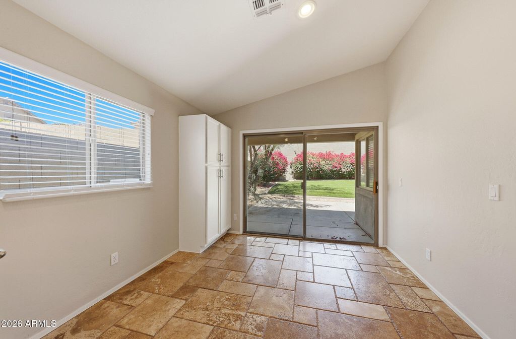 Image 17 of property listing at 10224 E FIREWHEEL Drive, Scottsdale, AZ 85255