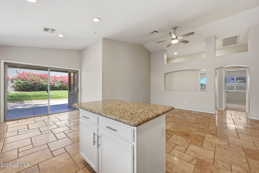 Image 7 of property listing at 10224 E FIREWHEEL Drive, Scottsdale, AZ 85255
