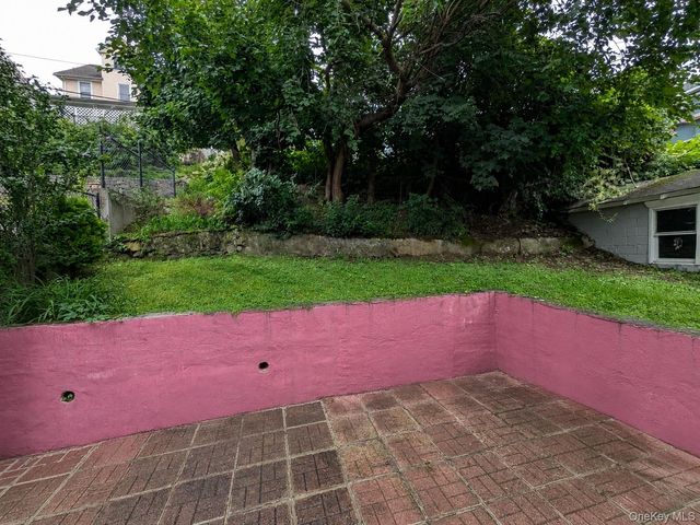 120 S Broadway 1, Tarrytown, NY 10591