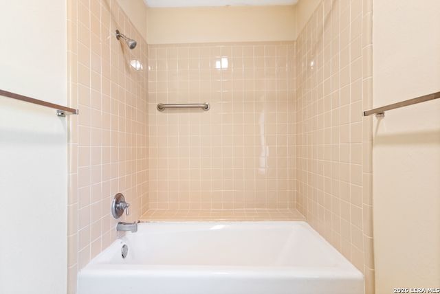 3039 Heidi, San Antonio, TX 78247