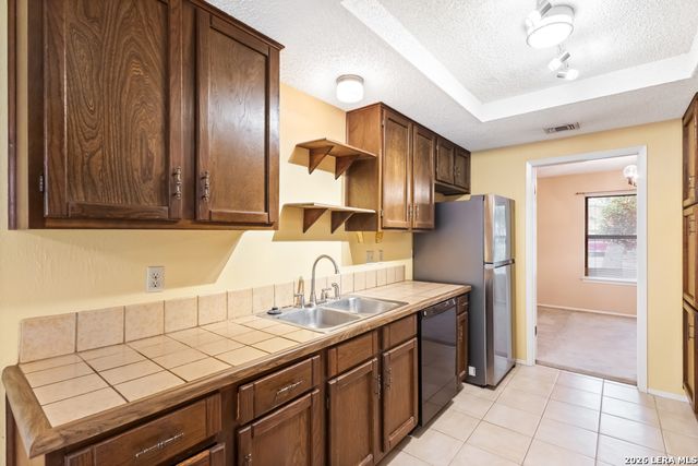 3039 Heidi, San Antonio, TX 78247