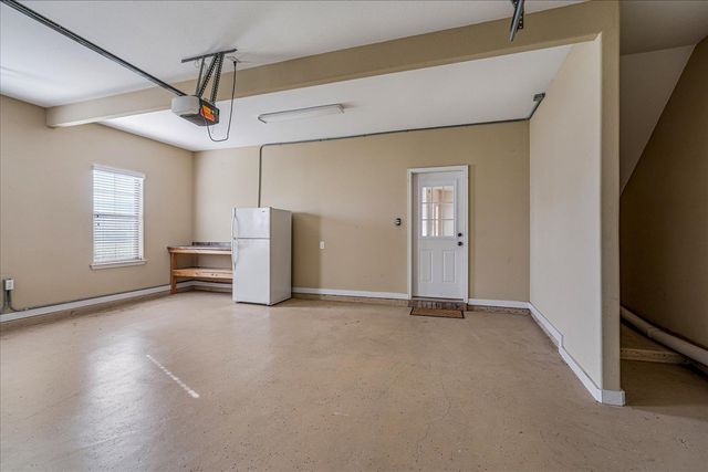 239 BLAYDES DR, Atoka, TN 38004