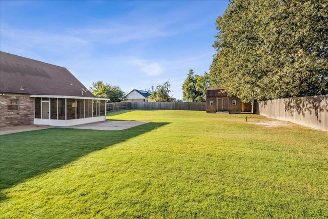 239 BLAYDES DR, Atoka, TN 38004