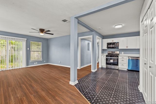 710 Byrnes, San Antonio, TX 78209