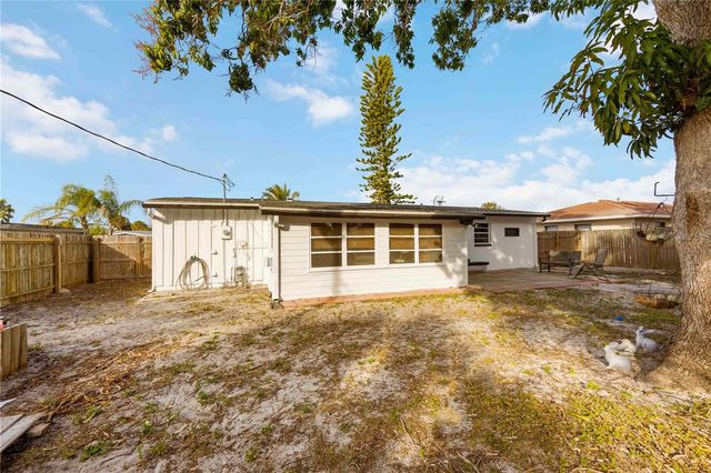 6723 WASHINGTON PLACE, Bradenton, FL 34207