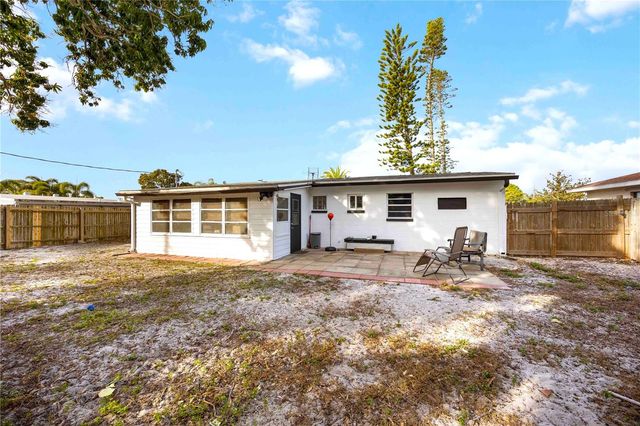 6723 WASHINGTON PLACE, Bradenton, FL 34207