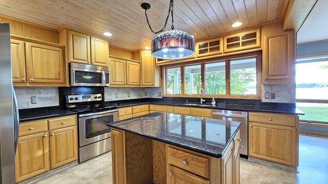 50771 Good Oak Loop, Frazee, MN 56544