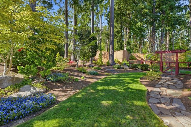 3915 Bayview Lane, Gig Harbor, WA 98332