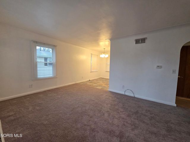 5742 Vail Avenue, Toledo, OH 43623