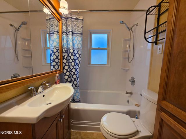 5742 Vail Avenue, Toledo, OH 43623