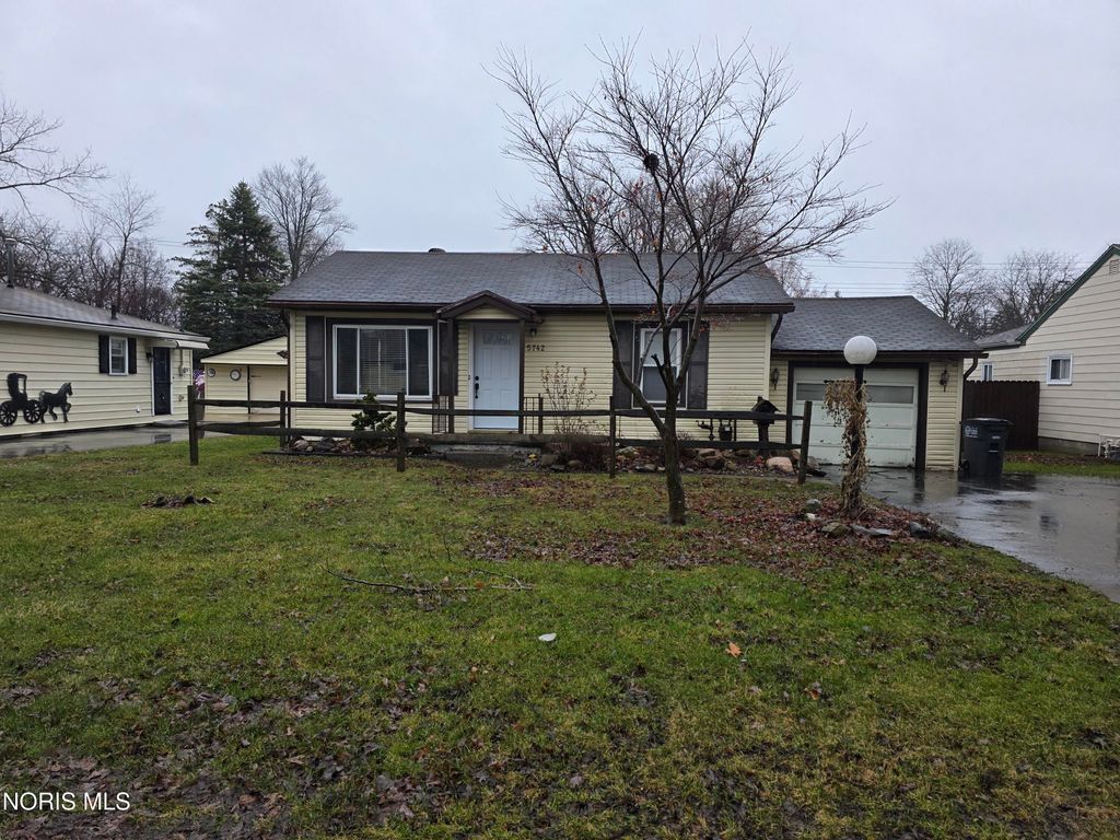 5742 Vail Avenue, Toledo, OH 43623