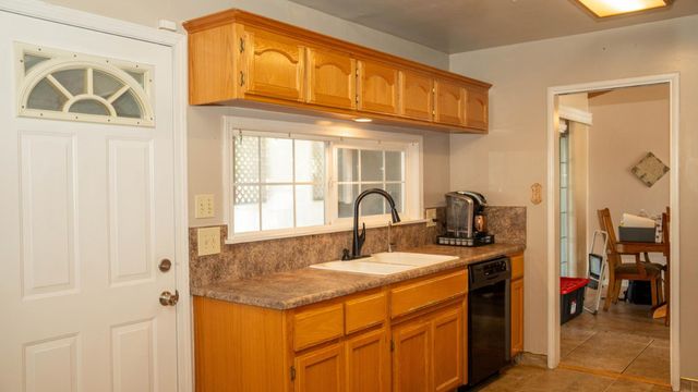2184 Linden St, Atwater, CA 95301