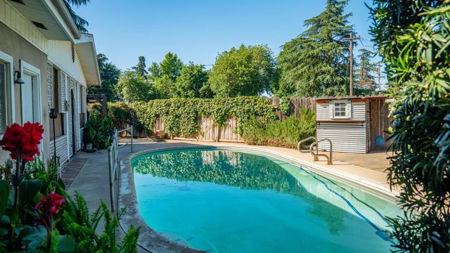 2184 Linden St, Atwater, CA 95301
