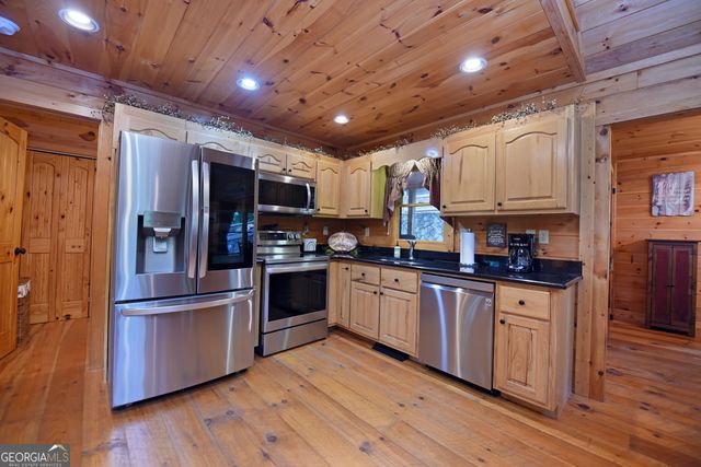 97 Deer Ridge, Morganton, GA 30560