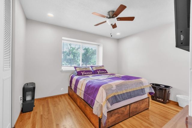 5920 Valley Hi Dr, Sacramento, CA 95823