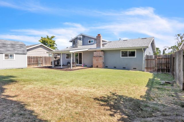 5920 Valley Hi Dr, Sacramento, CA 95823